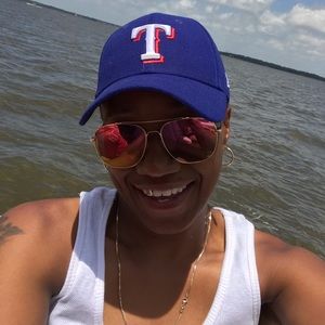 Meet your Posher, Natasha